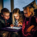 El uso de pantallas con niños y niñas de la primera infancia