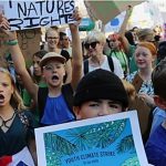 El movimiento juvenil en un mundo de post crecimiento.